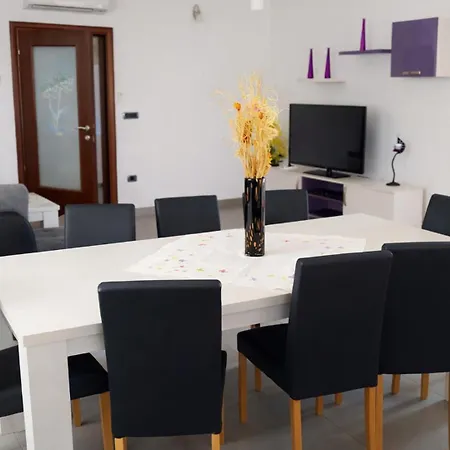 Milena By Guide Vodnjan